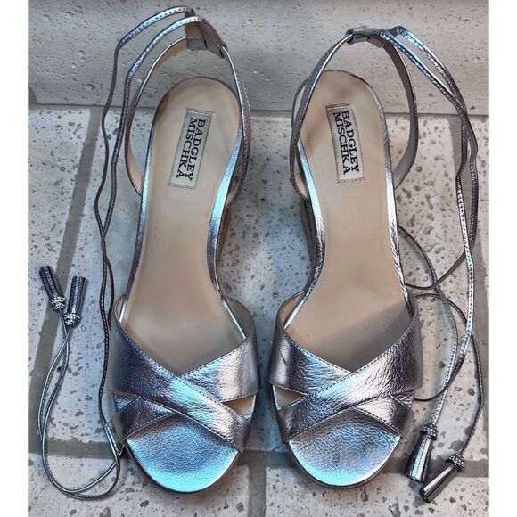 Badgley Mishka Silver Leather Cork Wedge Ankle Tie Diamond Tassel Sandals Sz 8.5 - Picture 3 of 15